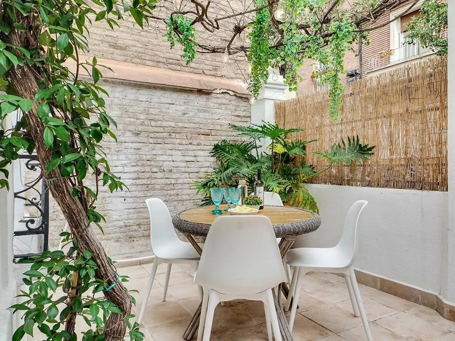 Casa Jasmin Cosy 4 Bedroom House With Terrace Оспиталет-де-Льобрегат 0*,